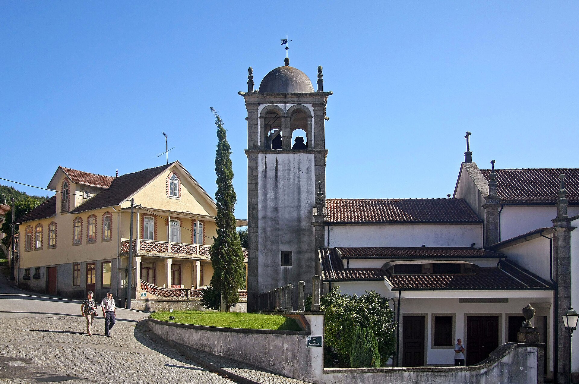 Imagem de referência relacionada a Branca, item descrito como vila portuguesa sede da Freguesia de Branca do Município de Albergaria-a-Velha