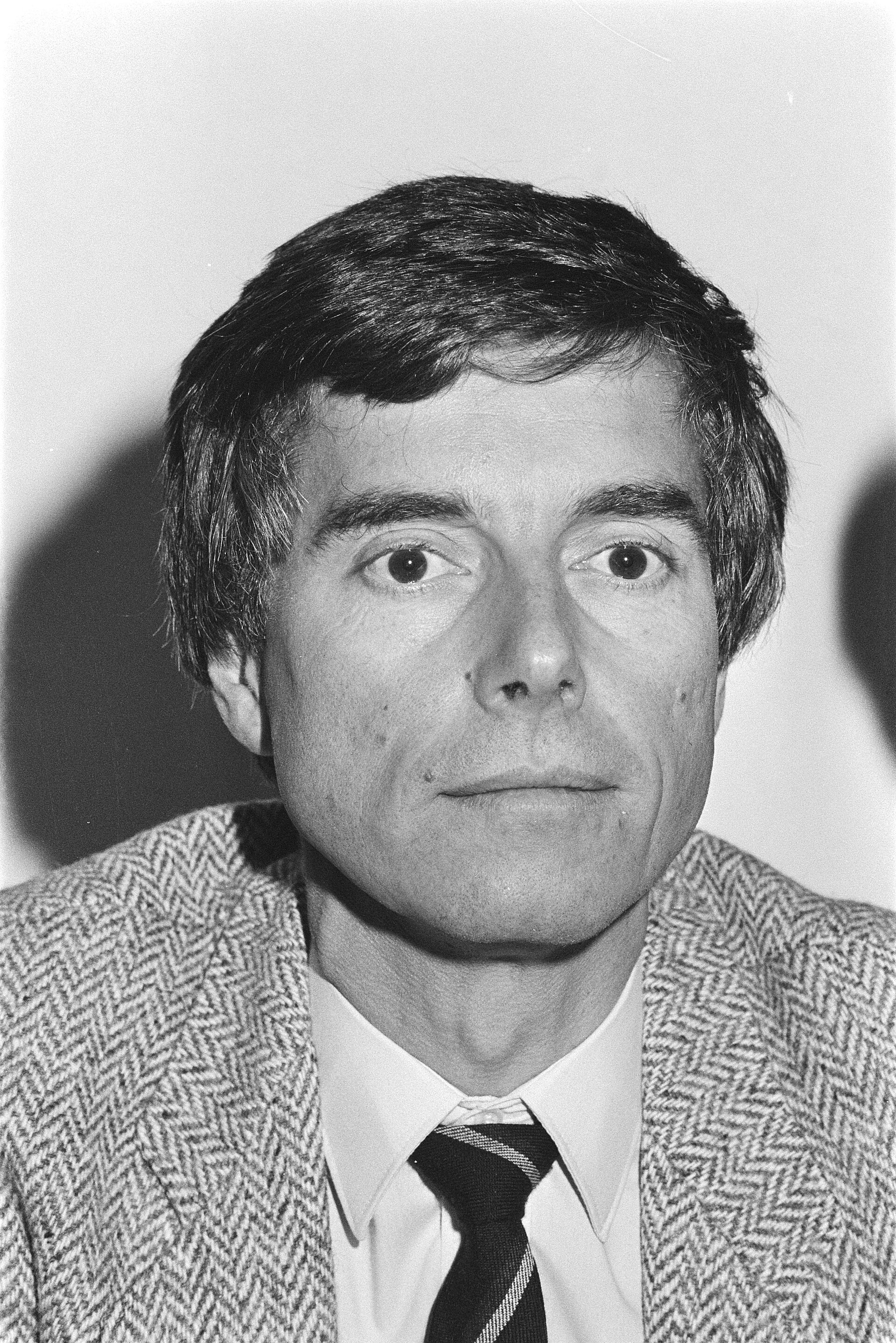 Imagem de referência relacionada a Ulf Merbold, item descrito como astronauta alemão