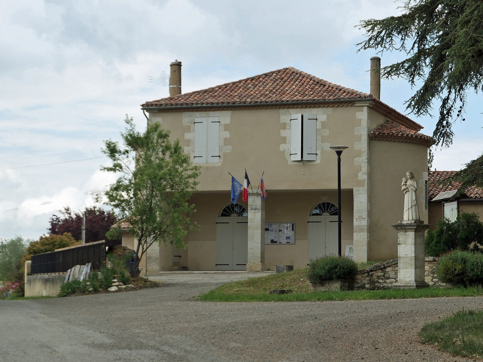 Imagem de referência de Rozès, descrito nos dados abertos como comuna francesa