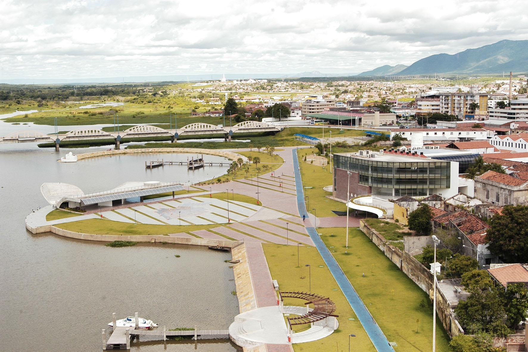 Imagem de referência relacionada a Rio Acaraú, item descrito como rio no estado brasileiro do Ceará
