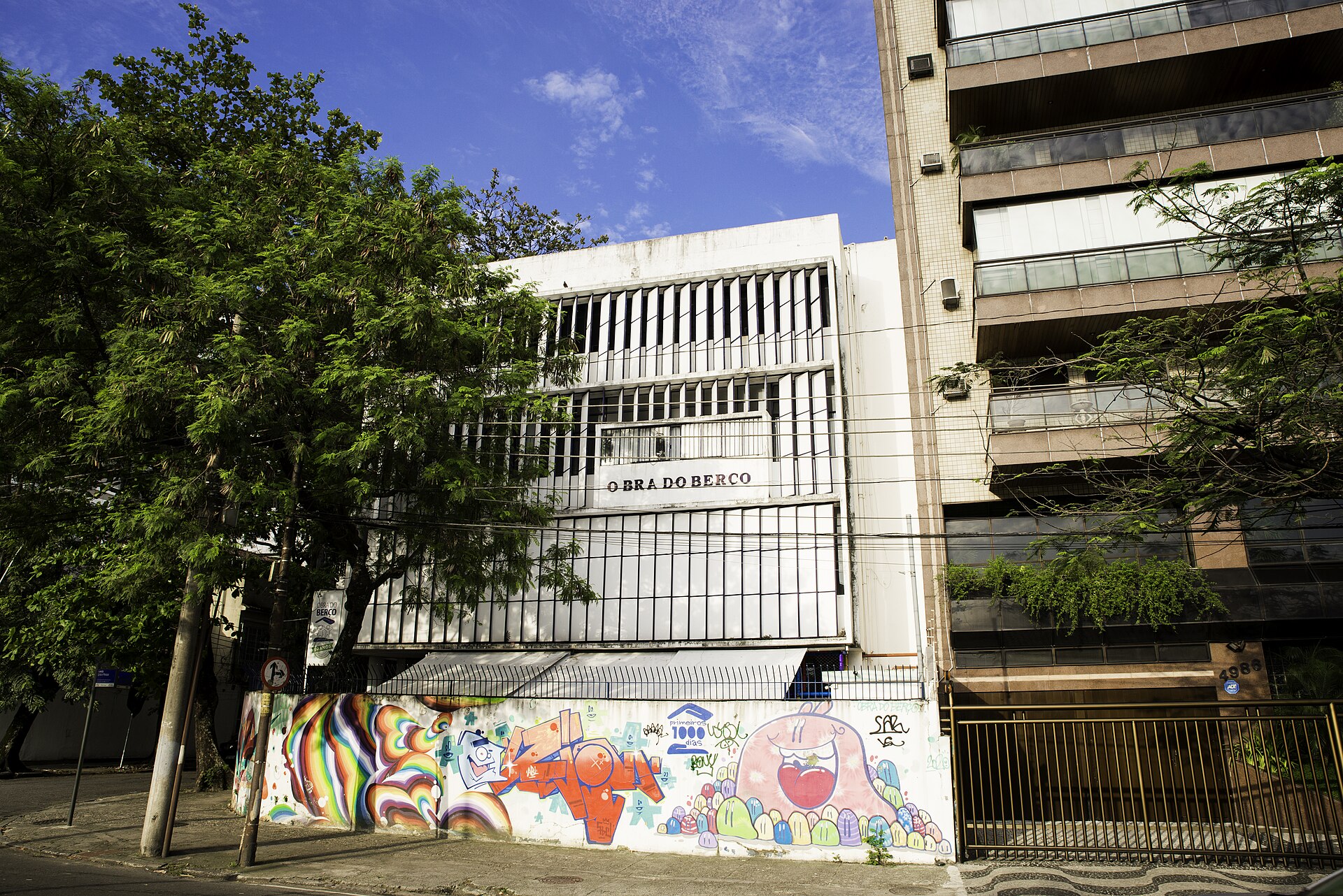 Imagem de referência relacionada a Obra do Berço, item descrito como edificação histórica no Rio de Janeiro, Brasil