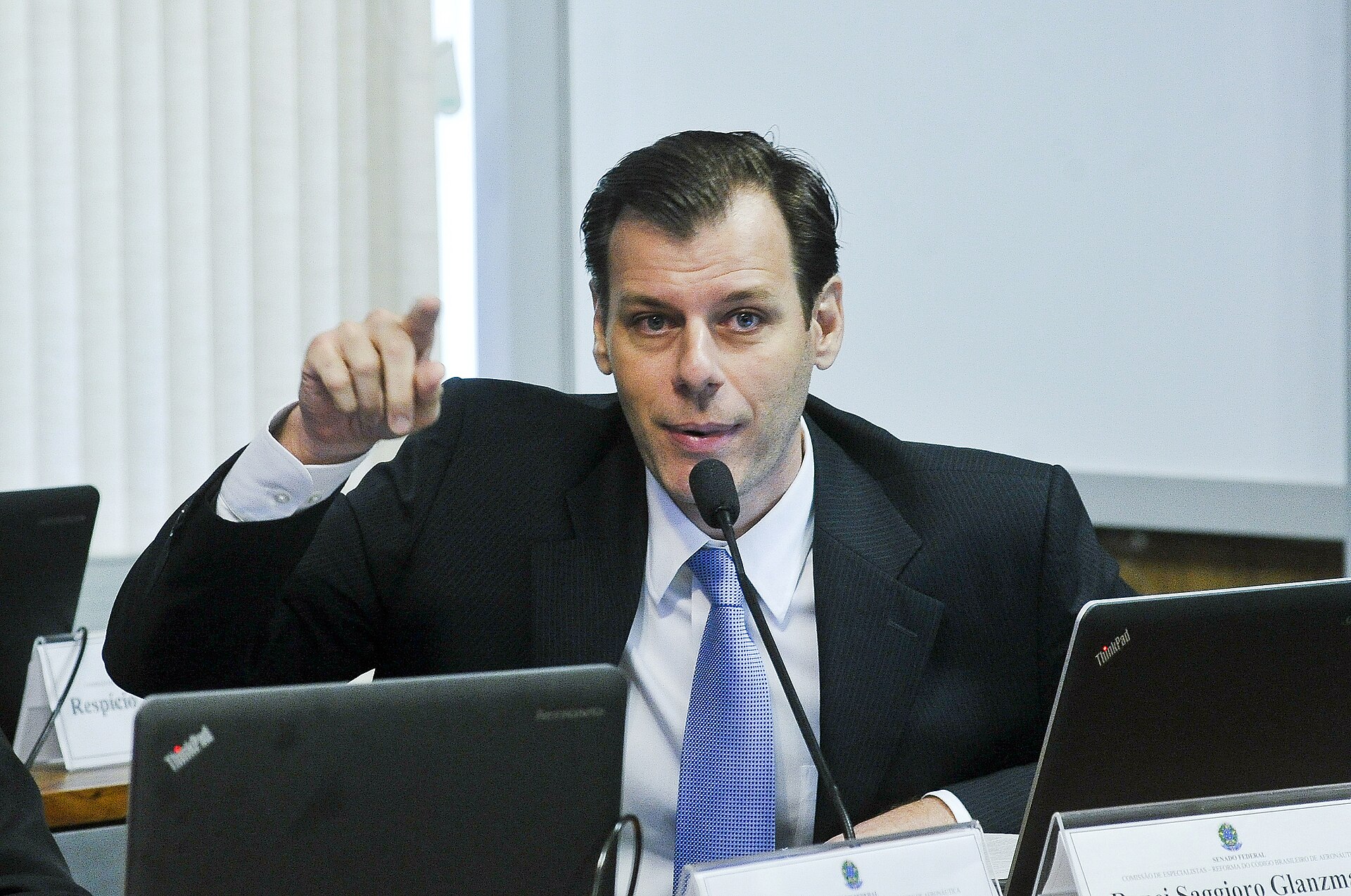 Imagem de referência de Ronei Saggioro Glanzmann, descrito nos dados abertos como economista brasileiro, secretário nacional da Aviação Civil