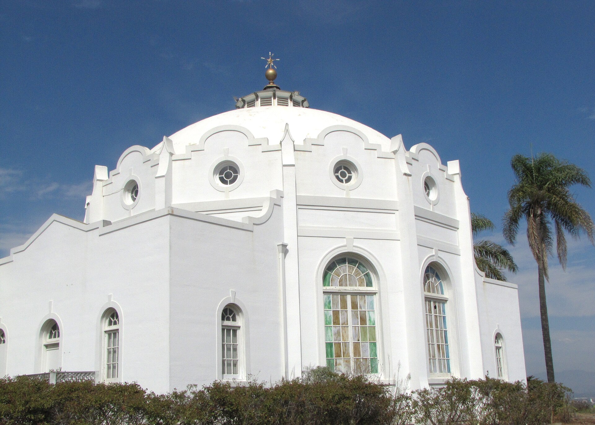 Imagem de referência de Fraternidade Rosacruz, descrito nos dados abertos como centro autorizado da Rosicrucian Fellowship - USA