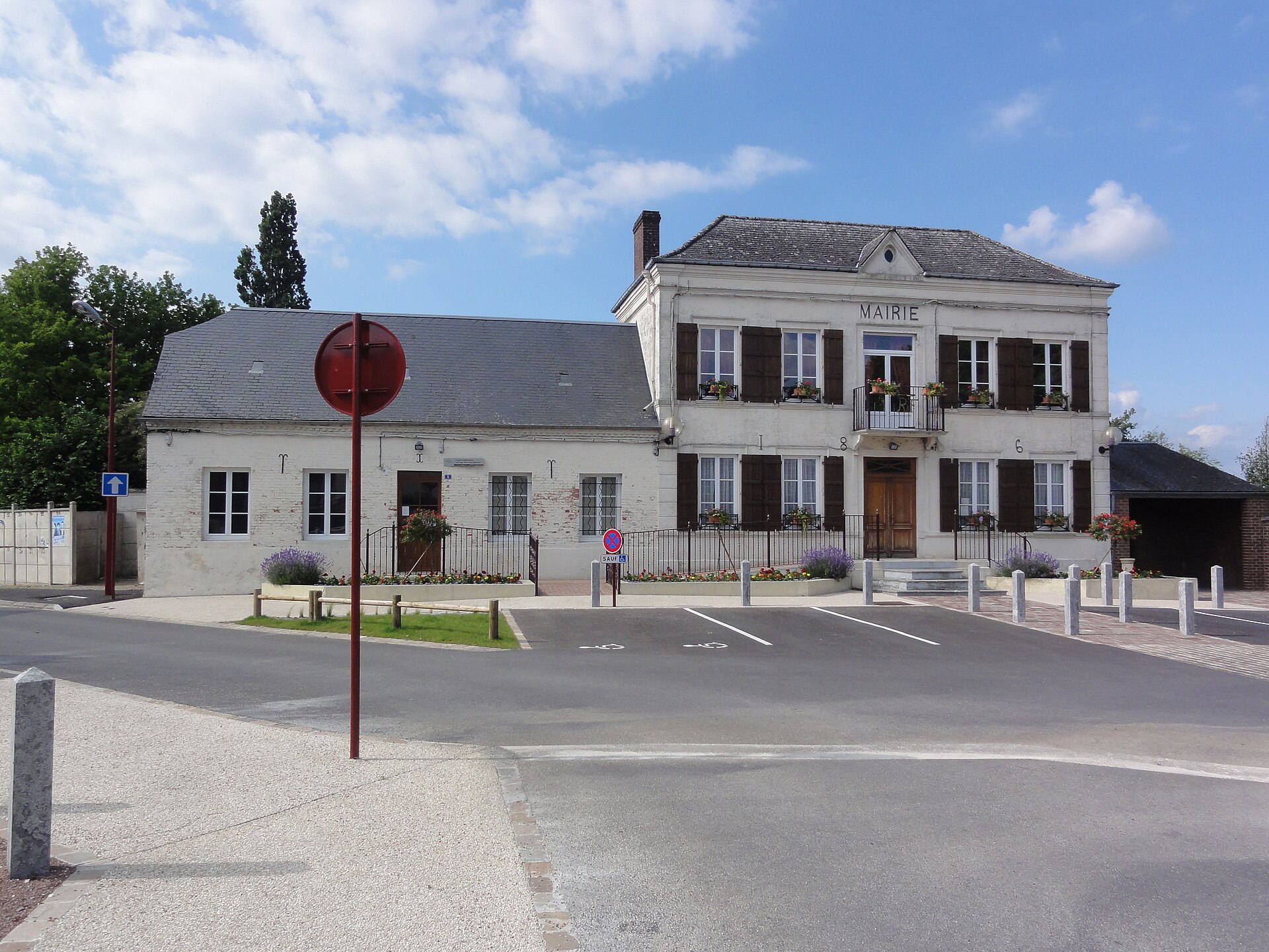 Imagem de referência de Landouzy-la-Ville, descrito nos dados abertos como comuna francesa