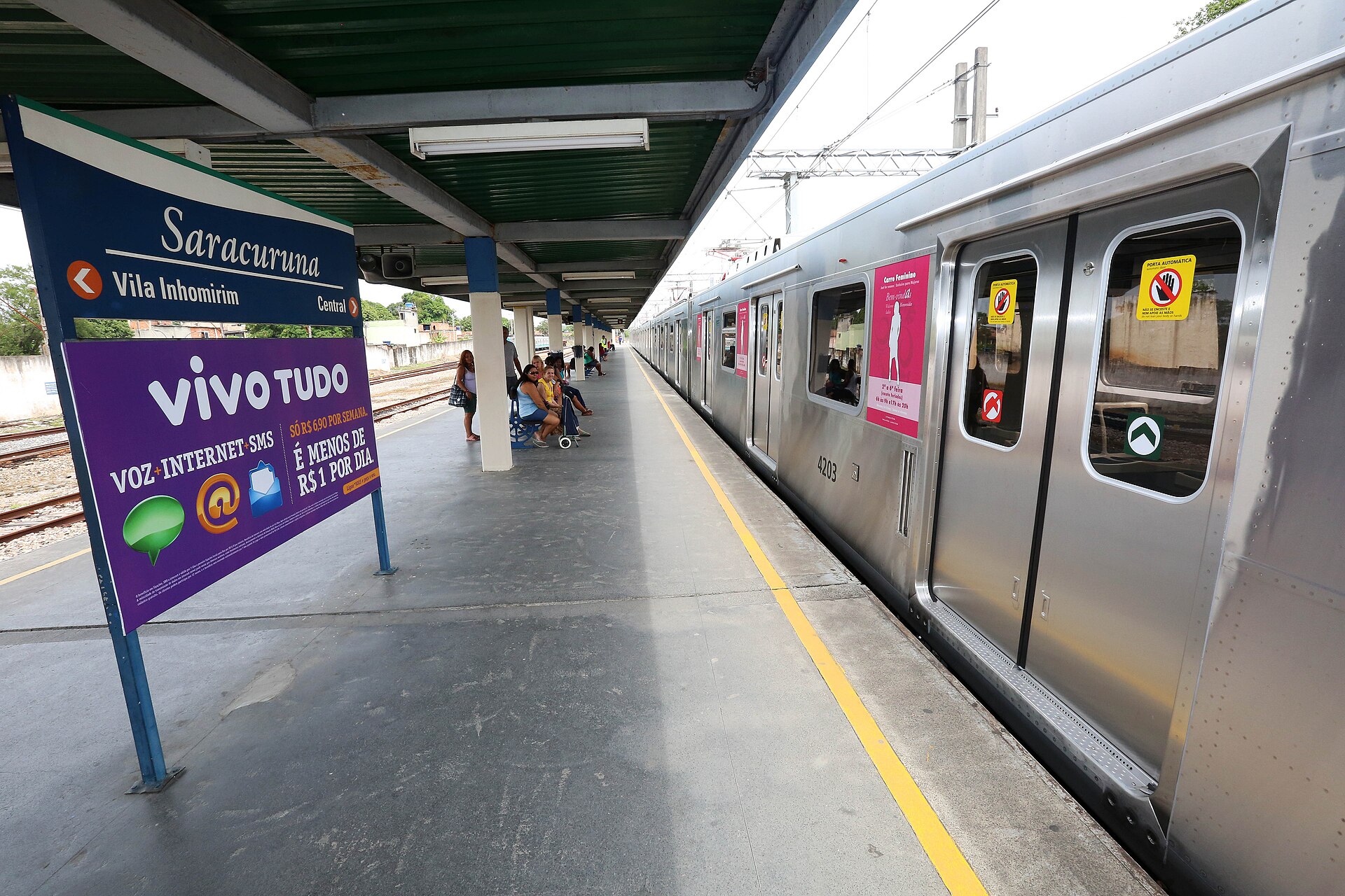 Imagem de referência de Estação Saracuruna, descrito nos dados abertos como estação de trem