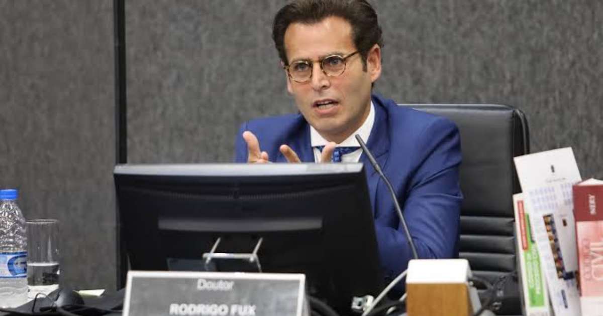 Filho de Fux ofereceu ‘tapete vermelho’ a Vorcaro e manteve relação próxima com banqueiro