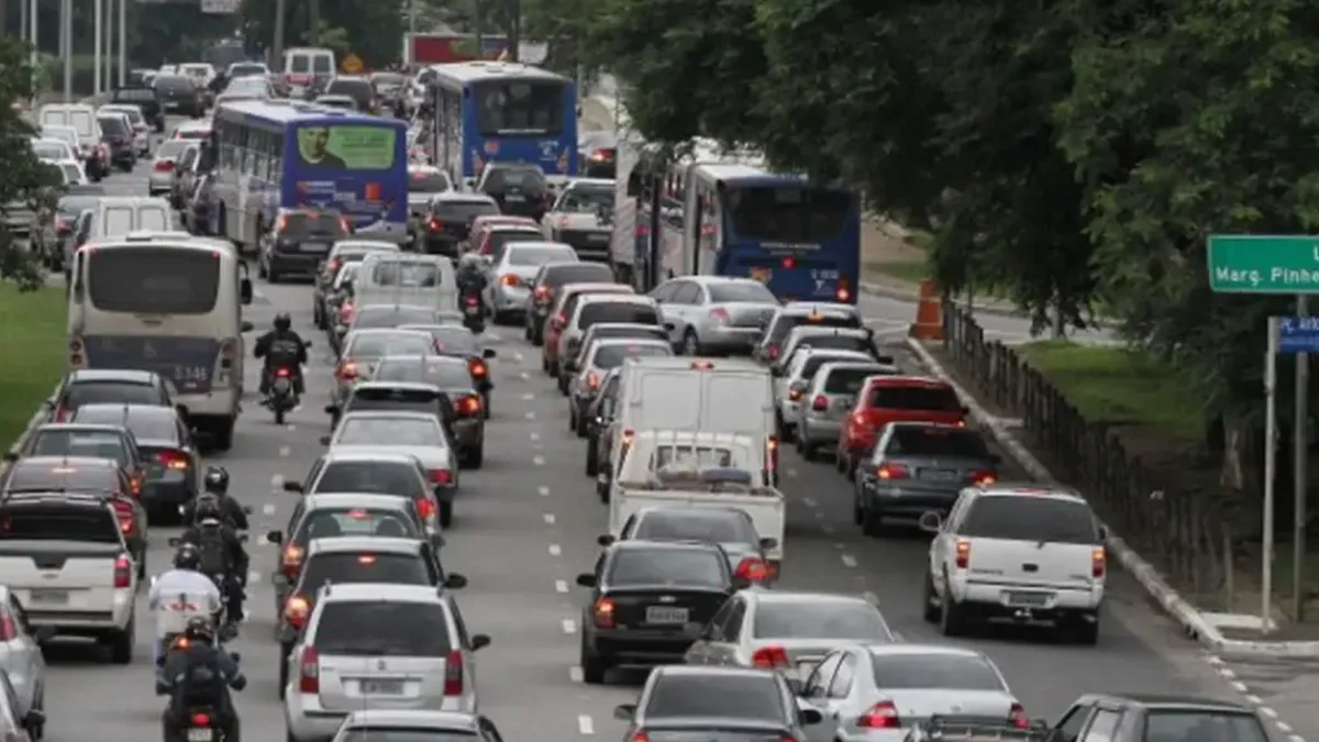 trânsito em são paulo