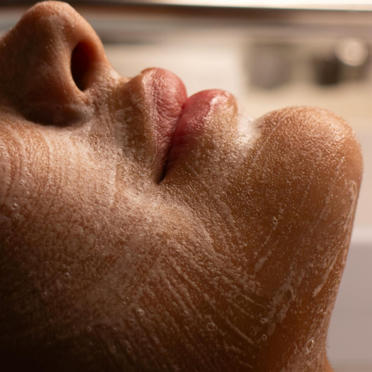 'Dose da beleza': entenda os riscos da nova moda nas redes para o rejuvenescimento