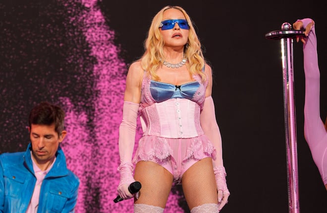 Madonna diz que empresário decretou fim de sua carreira após apresentação ousada em 1984
