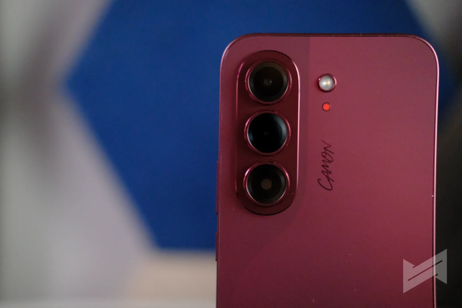 O TECNO CAMON Slim 5G chega às Filipinas em 1º de outubro com uma bateria de 6.000mAh em um corpo de 6,39mm