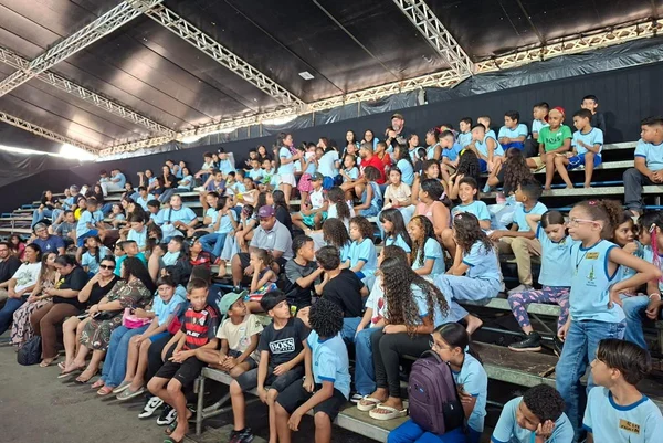 BSB Fight 7: alunos da rede pública assistem a palestra e falam com atletas - destaque galeria