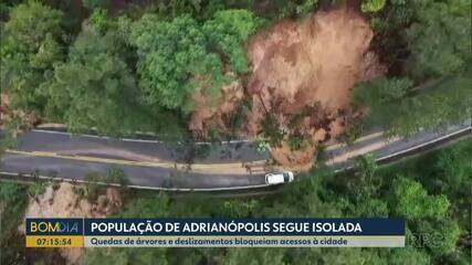 Adrianópolis segue isolada após quedas de árvores e deslizamentos