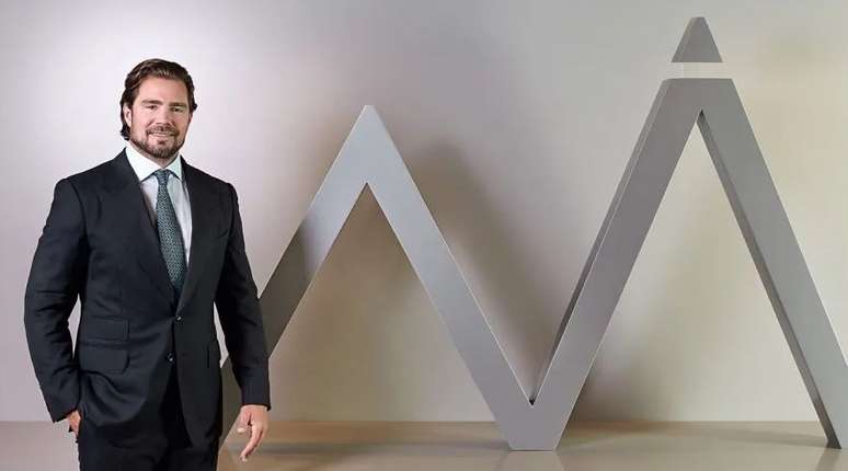 'Amigos' de Vorcaro no BC repassaram ao banqueiro informações sigilosas de reunião com a PF, aponta relatório