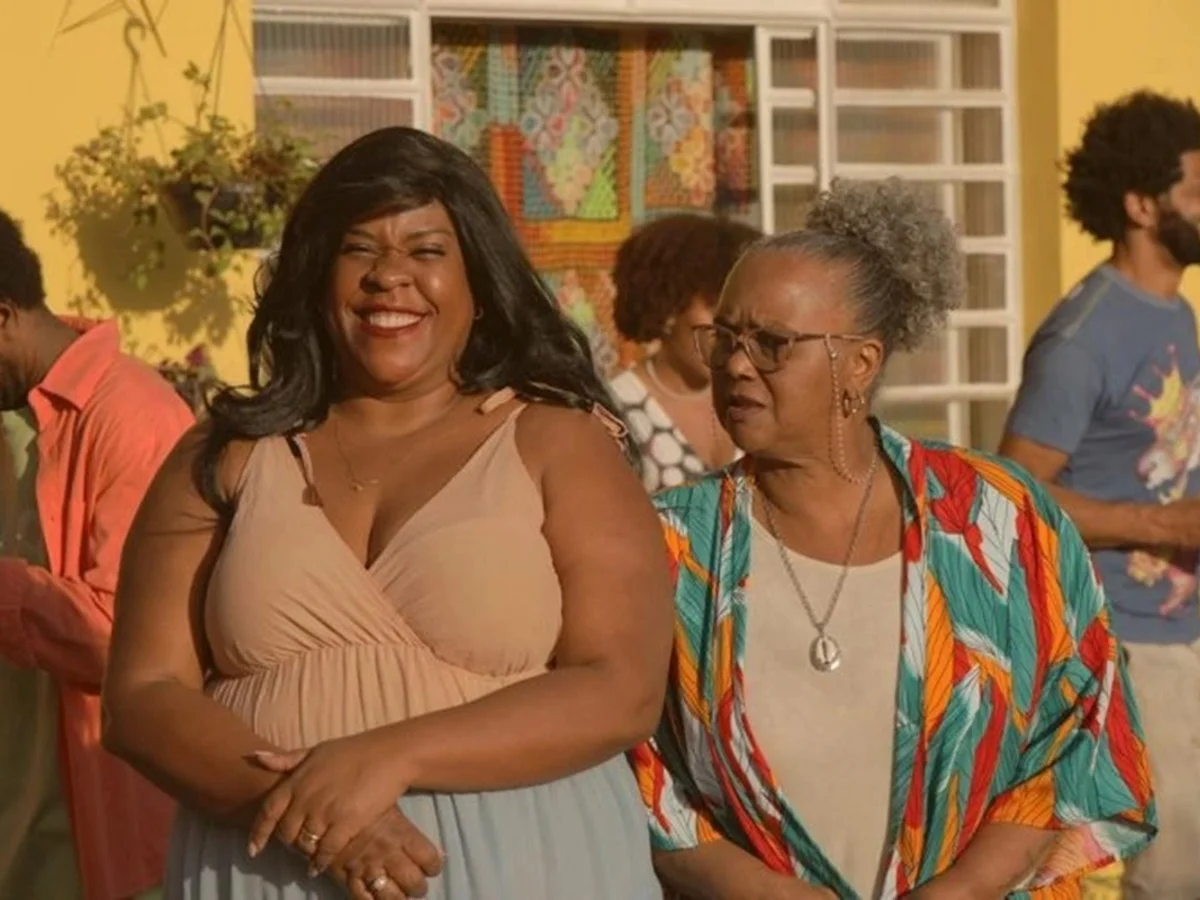 Cinco filmes disponíveis na Netflix para quem amou Barraco de Família