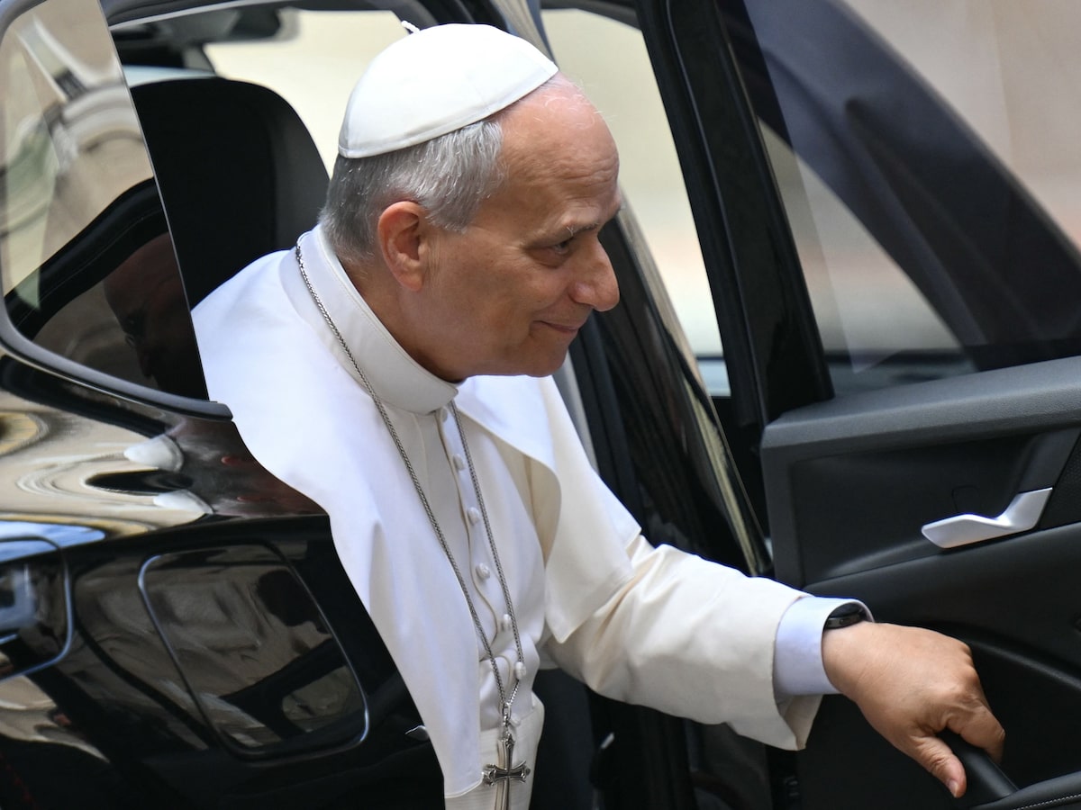 Leão XIV revoga cortes salariais de cardeais e altos funcionários do Vaticano