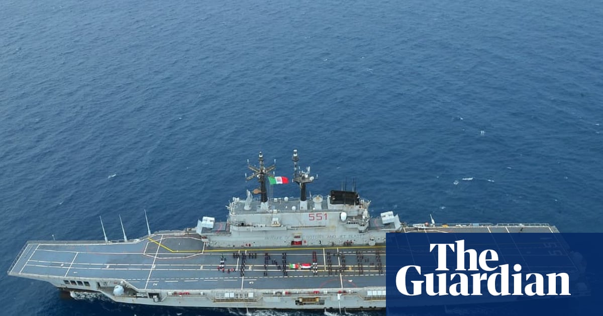 A Indonésia recebe seu primeiro porta-aviões no meio de debates sobre custos e ambições militares