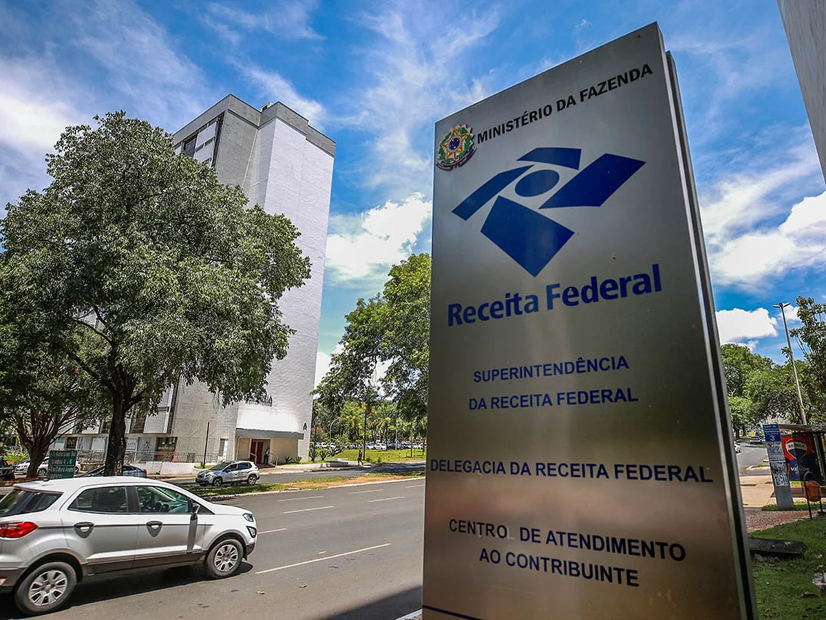 Receita Federal inicia contratação de banca para concurso público