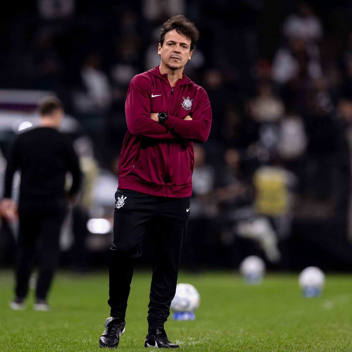 Corinthians definha com Diniz, se aproxima do Z-4 e chega a 14% de chance de rebaixamento