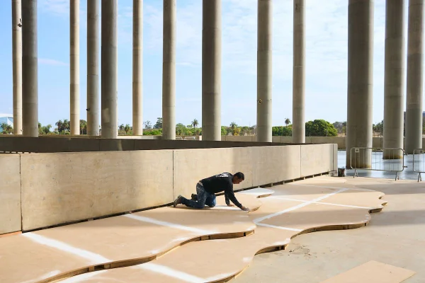 Meu Kimô prepara intervenção artística para desfile no Metrópoles Catwalk