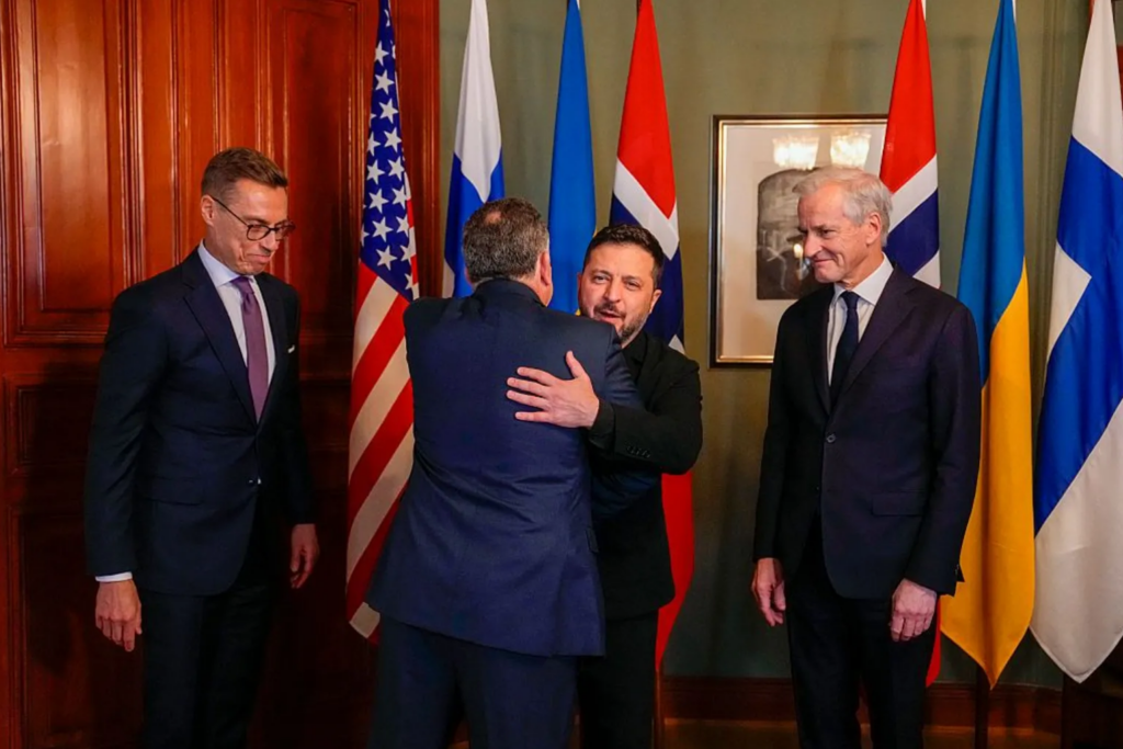 Rosenberg: A pressão diplomática dos EUA oferece pouca esperança de uma paz na Ucrânia iminente