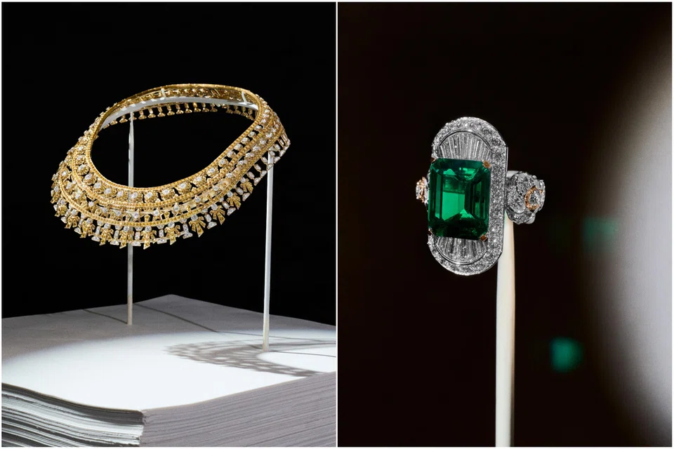 A Chanel traz sua coleção de joias finas de 2026, composta por signos, símbolos e amuletos da sorte, para Singapura.