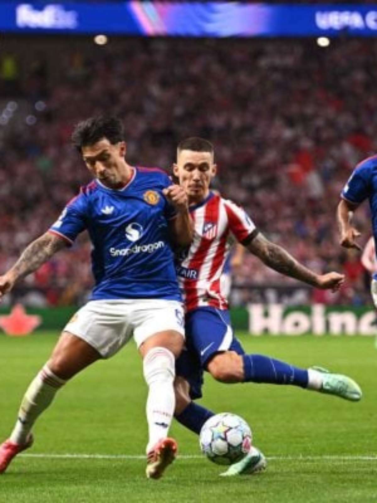 Zagueiro do United pede desculpas após desabafo contra diretoria