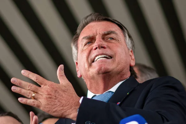 O grande vencedor do 1º turno é Jair Bolsonaro, e o perdedor já é o STF