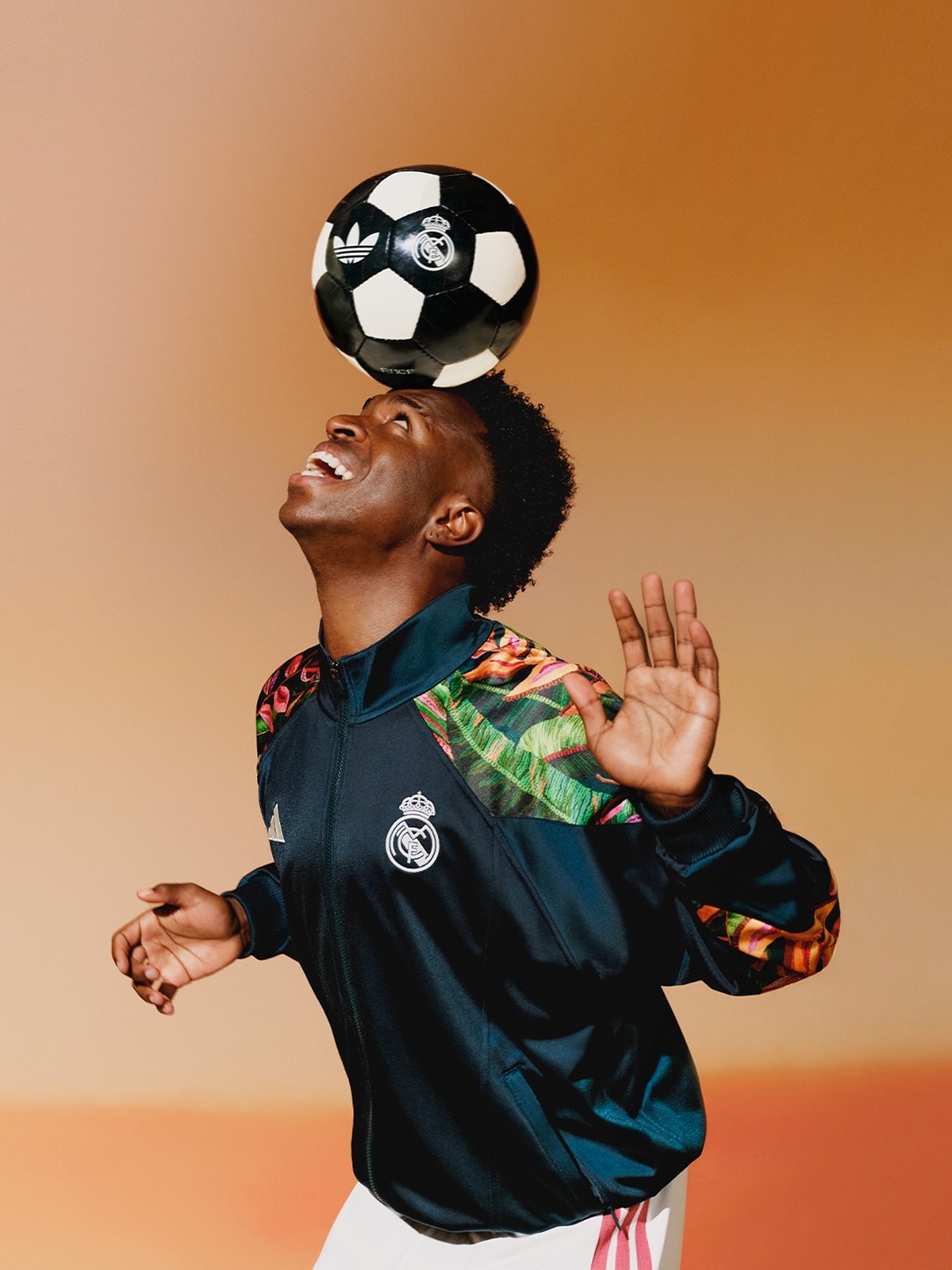 Craques do Real Madrid estrelam collab inédita da Farm com o time espanhol