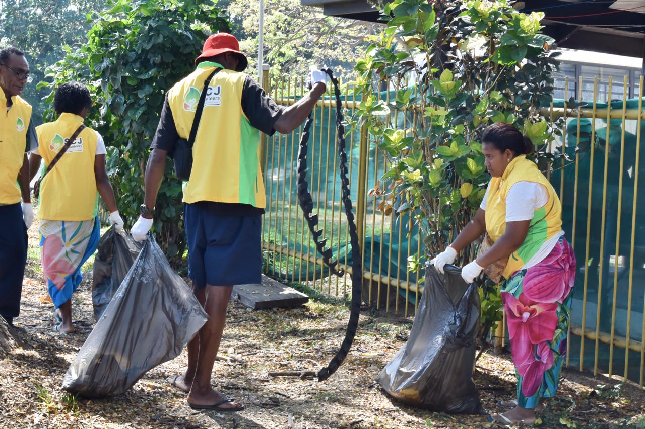 Voluntários da Shincheonji trazem alegria e companheirismo aos idosos residentes no Golden Age Home de Lautoka
