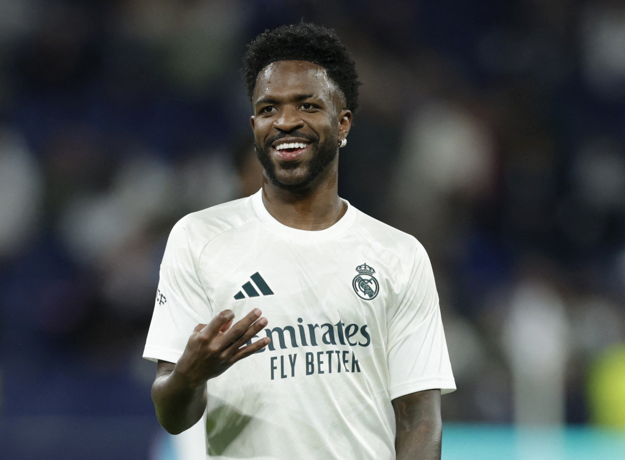 Vini Jr. pula para quinto lugar na lista da Forbes de jogadores mais bem pagos do mundo