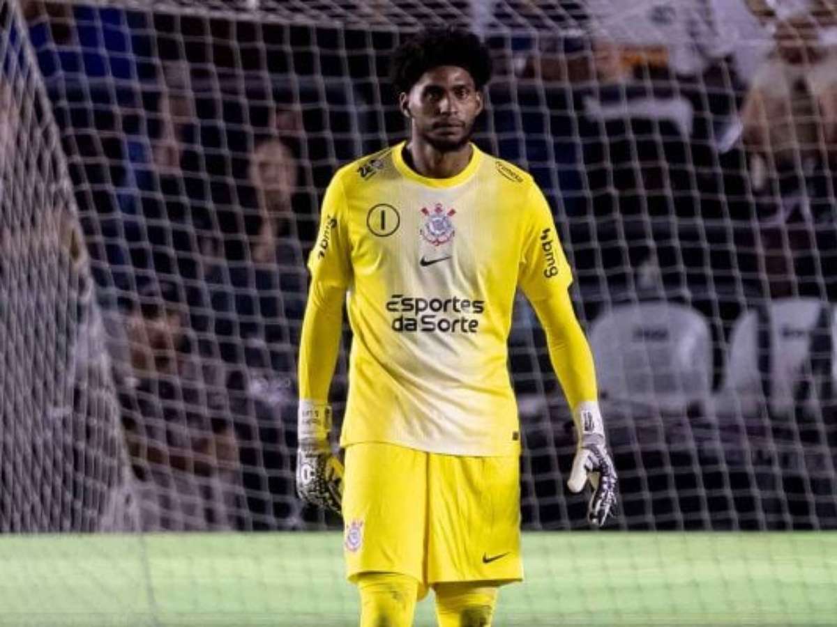 Hugo Souza admite medo de cair: "Não pode fugir da realidade"