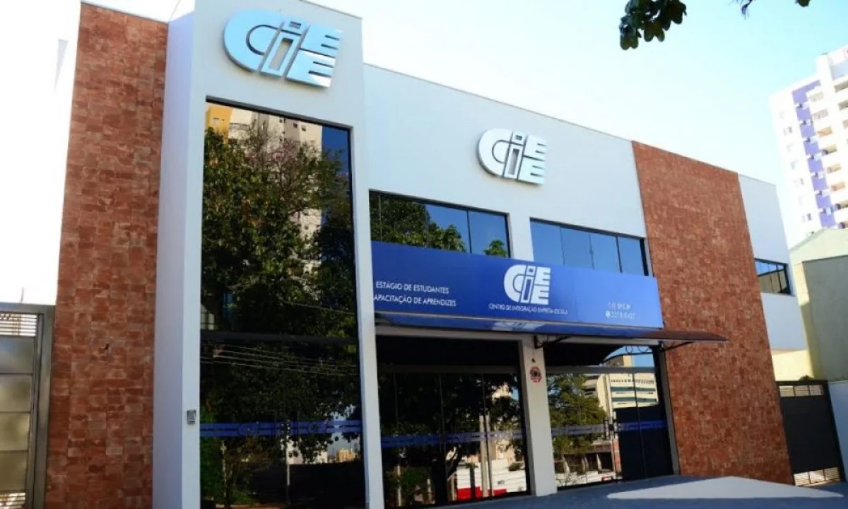 Imagem da matéria: CIEE abre 820 vagas de estágio para estudantes no DF nesta segunda (26/10)