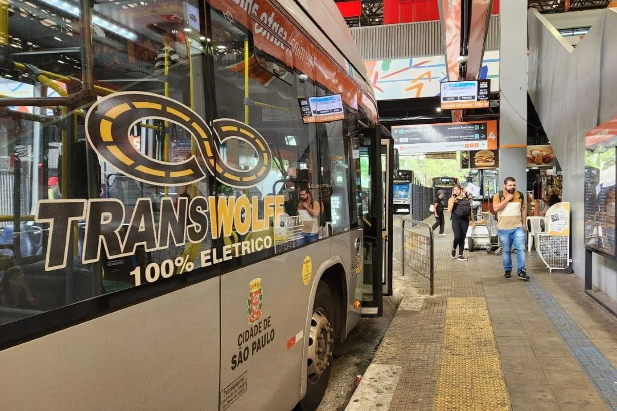 Há 2 anos sob intervenção, linhas de ônibus da Transwolff esperam licitação