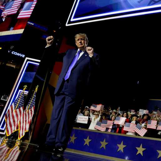 Trump offers $5,000 to every American if Republicans win midterm elections