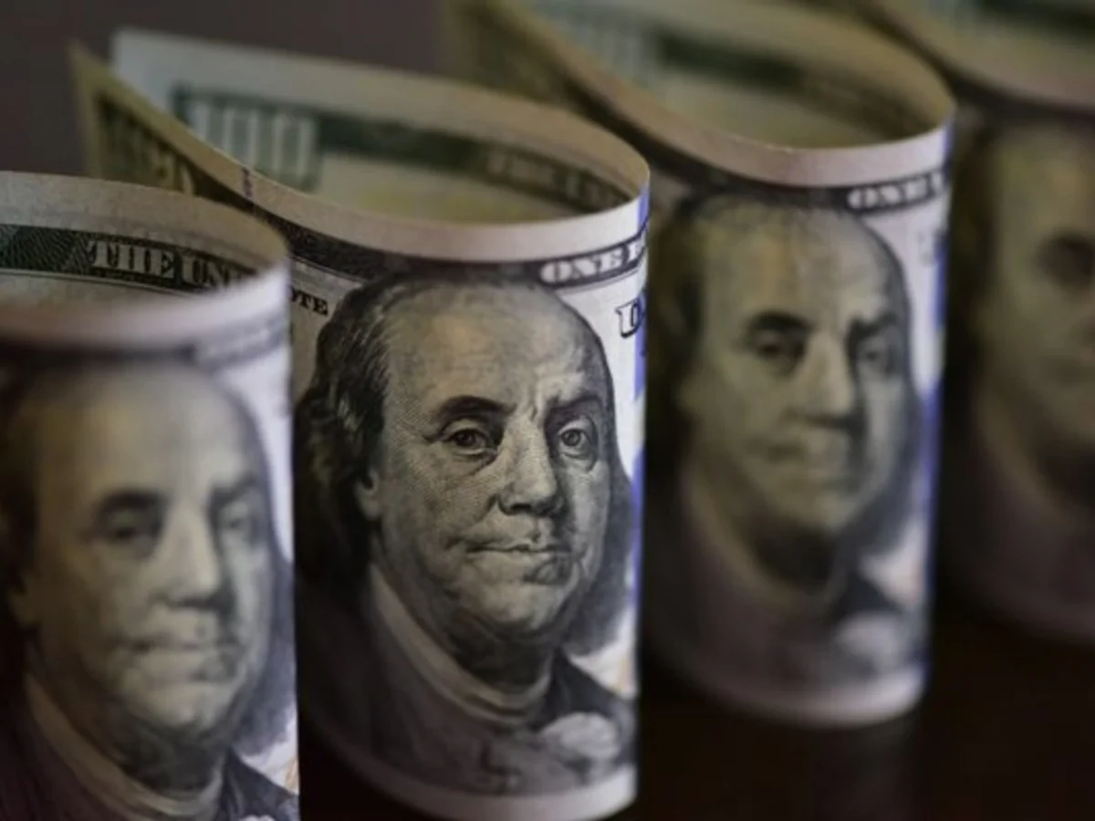Bolsa tem R$ 10 bilhões em investimento de fora após Flávio vencer 1º turno