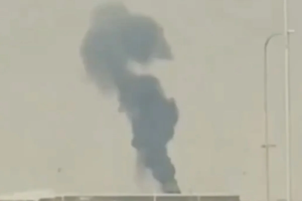 Imagem da matéria: Houthis atacam aeroporto de Riade e companhias aéreas suspendem voos