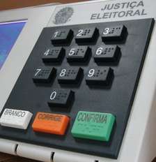 Urna eletrônica usada nas eleições brasileiras Foto: Divulgação/TSE / Estadão