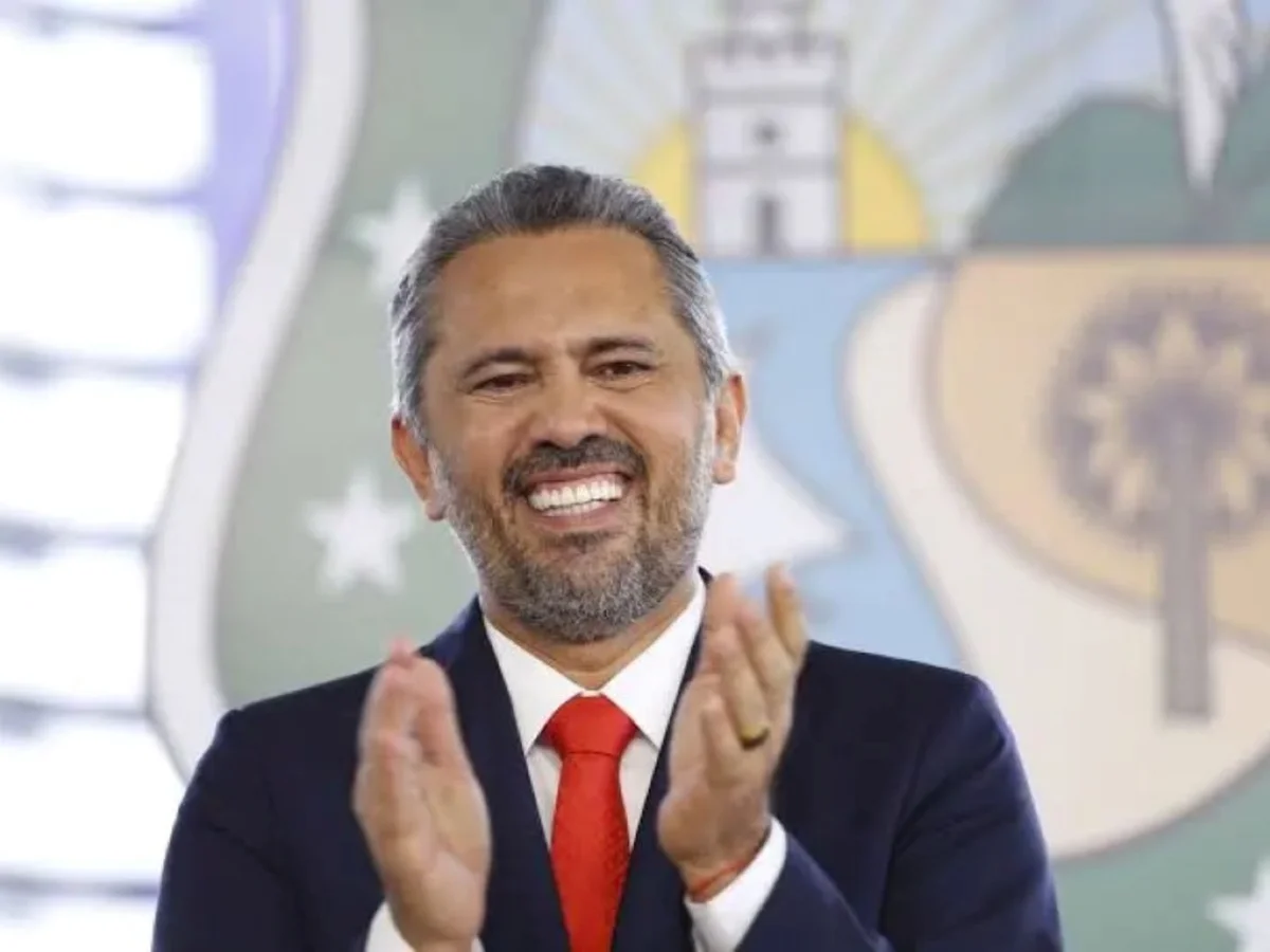 Elmano de Freitas derrota Ciro Gomes e é reeleito governador do Ceará