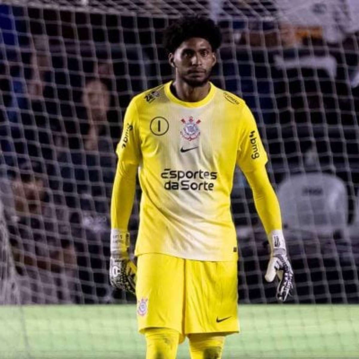 Hugo Souza admite medo de cair: "Não pode fugir da realidade"