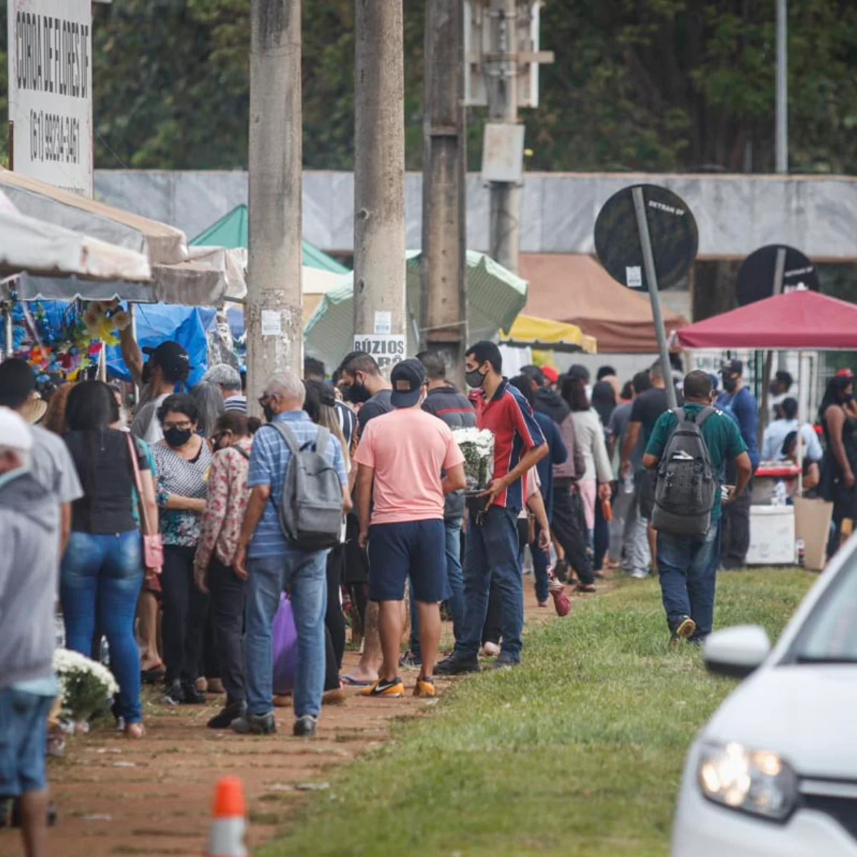 Dia de Finados: GDF abre edital para ambulantes em cemitério na Asa Sul