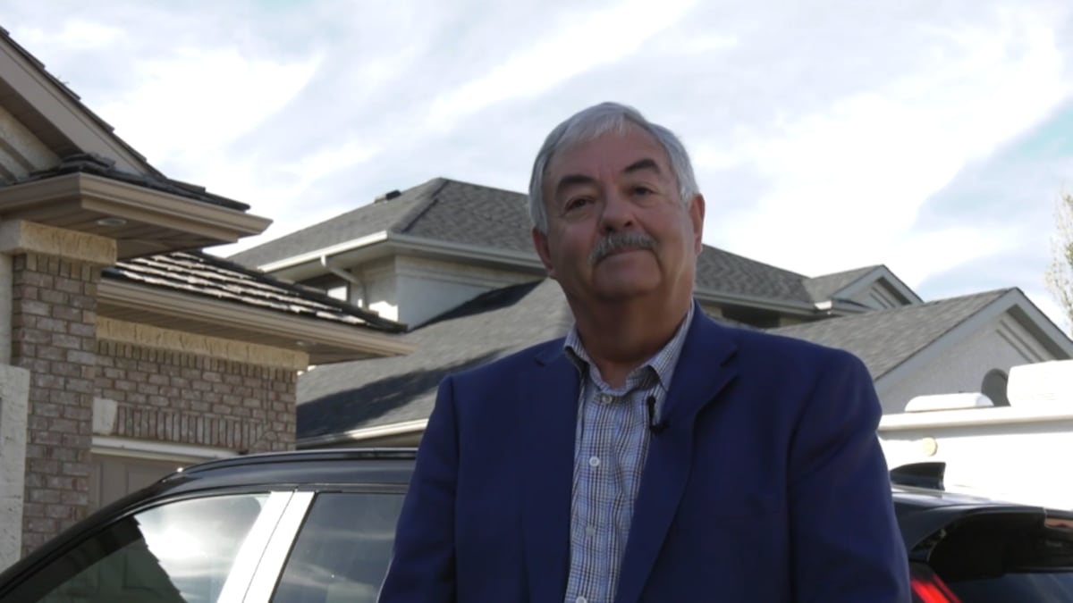 ‘Pure frustration’: Saskatoon man says SGI claim left him waiting 2 months and paying out of pocket