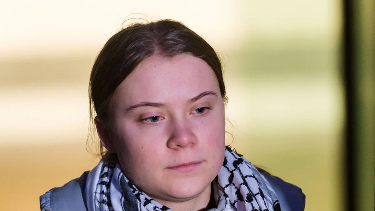 Greta Thunberg diz que eleição de Flávio seria "desastre para o planeta"
