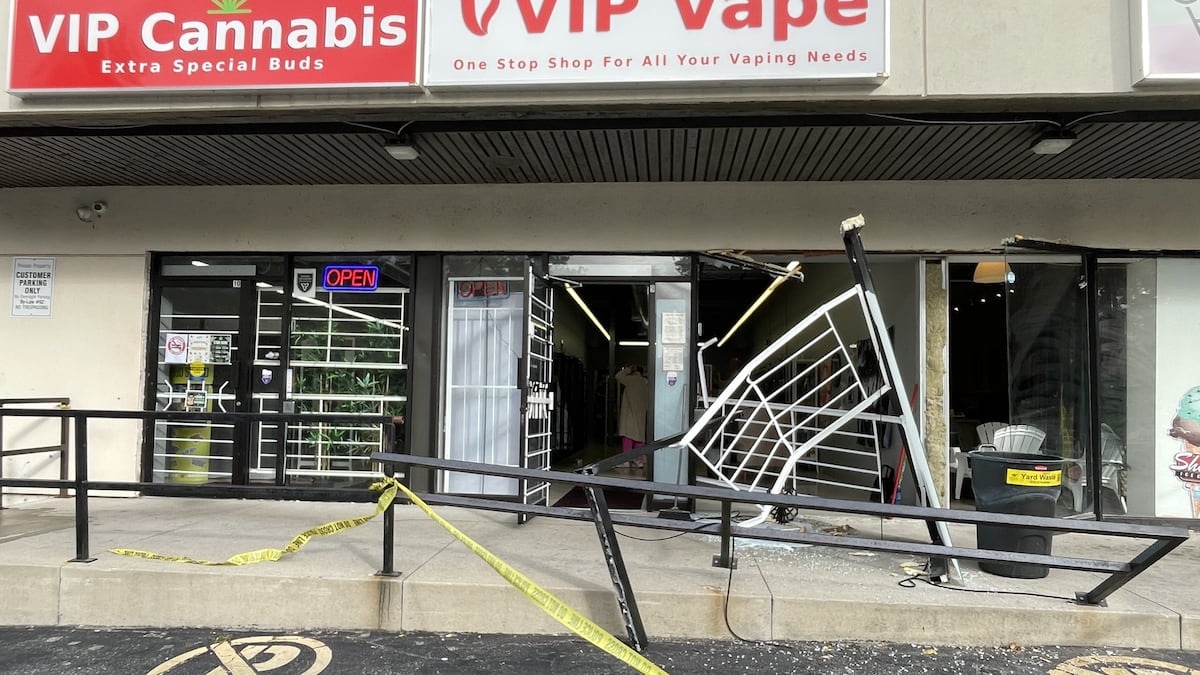 Smash and grab at Cambridge vape store