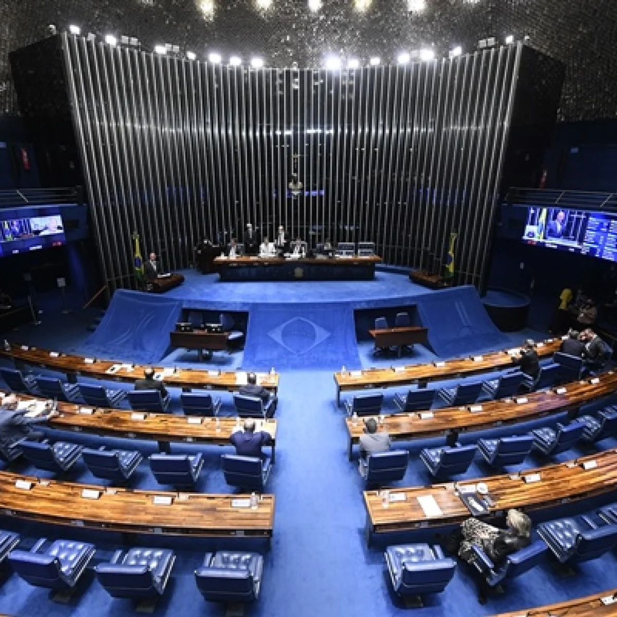 Bancada pró-impeachment de ministros do STF deve chegar a 49 senadores
