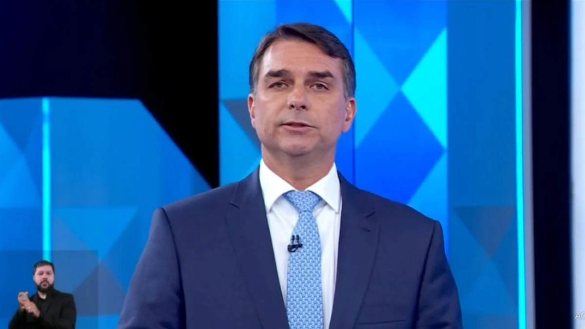 Flávio diz acreditar na inocência de policial acusado de matar Ana Clara