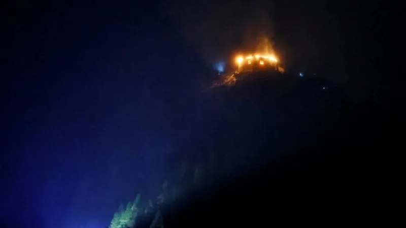 Polícia prende suspeito após incêndio no refúgio do Águia de Hitler