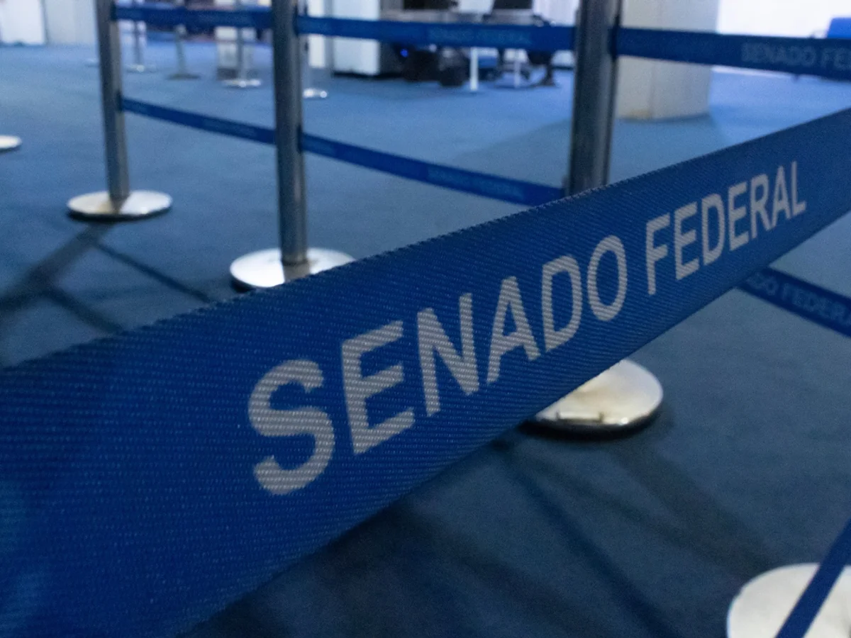 O que dizem as pesquisas finais para o Senado em Minas