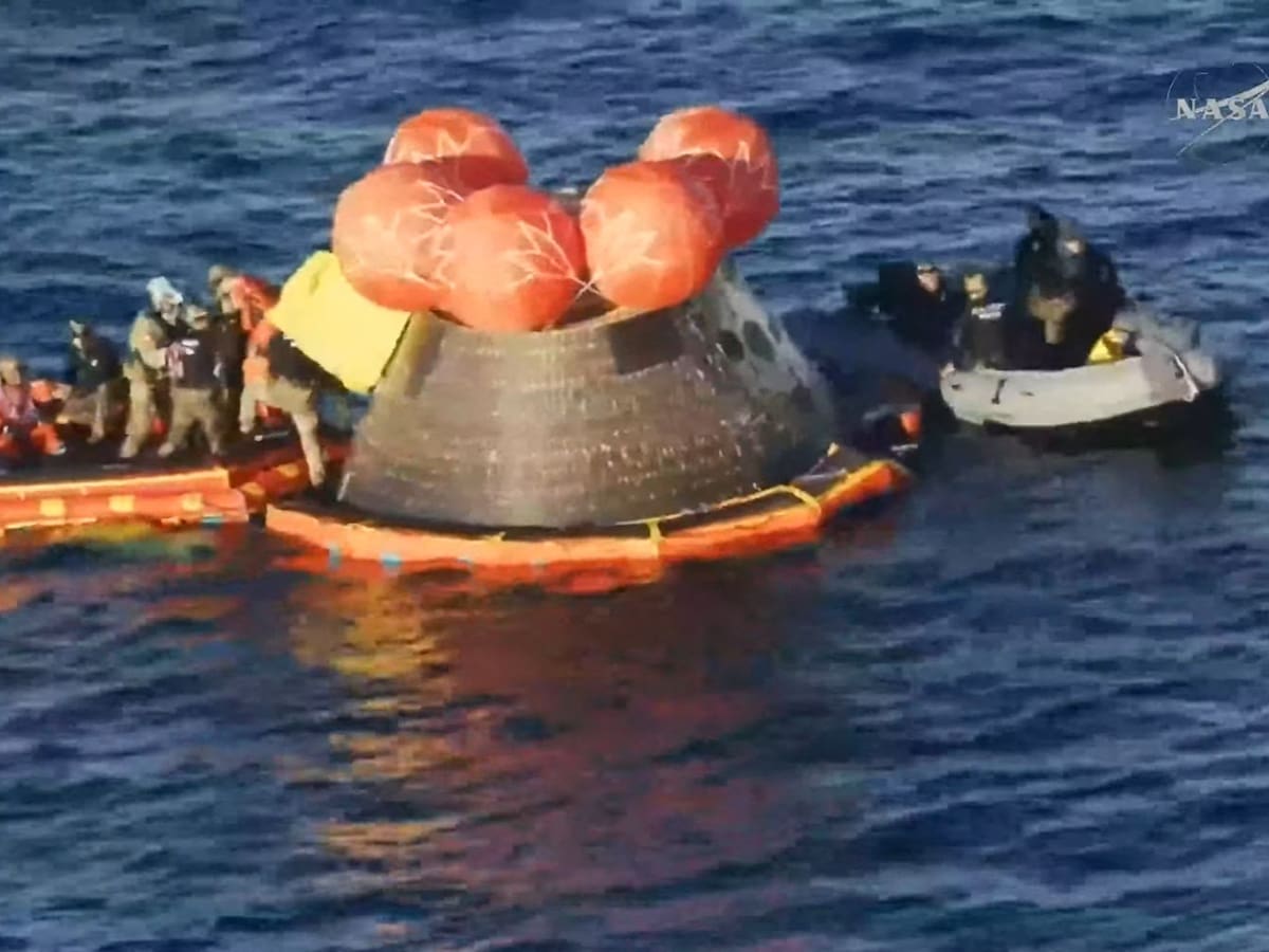 La nave amerizó en el océano Pacífico, frente a la costa de San Diego