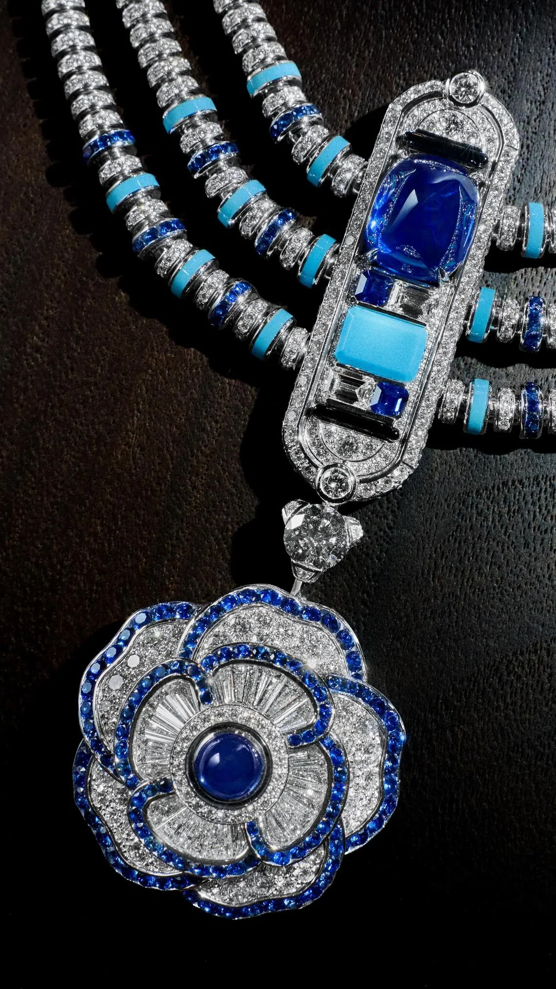 Chanel Symbole Saphir Necklace.